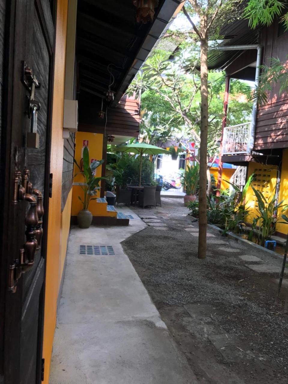 Baan Khun Krub Hotel Chiang Mai Ngoại thất bức ảnh