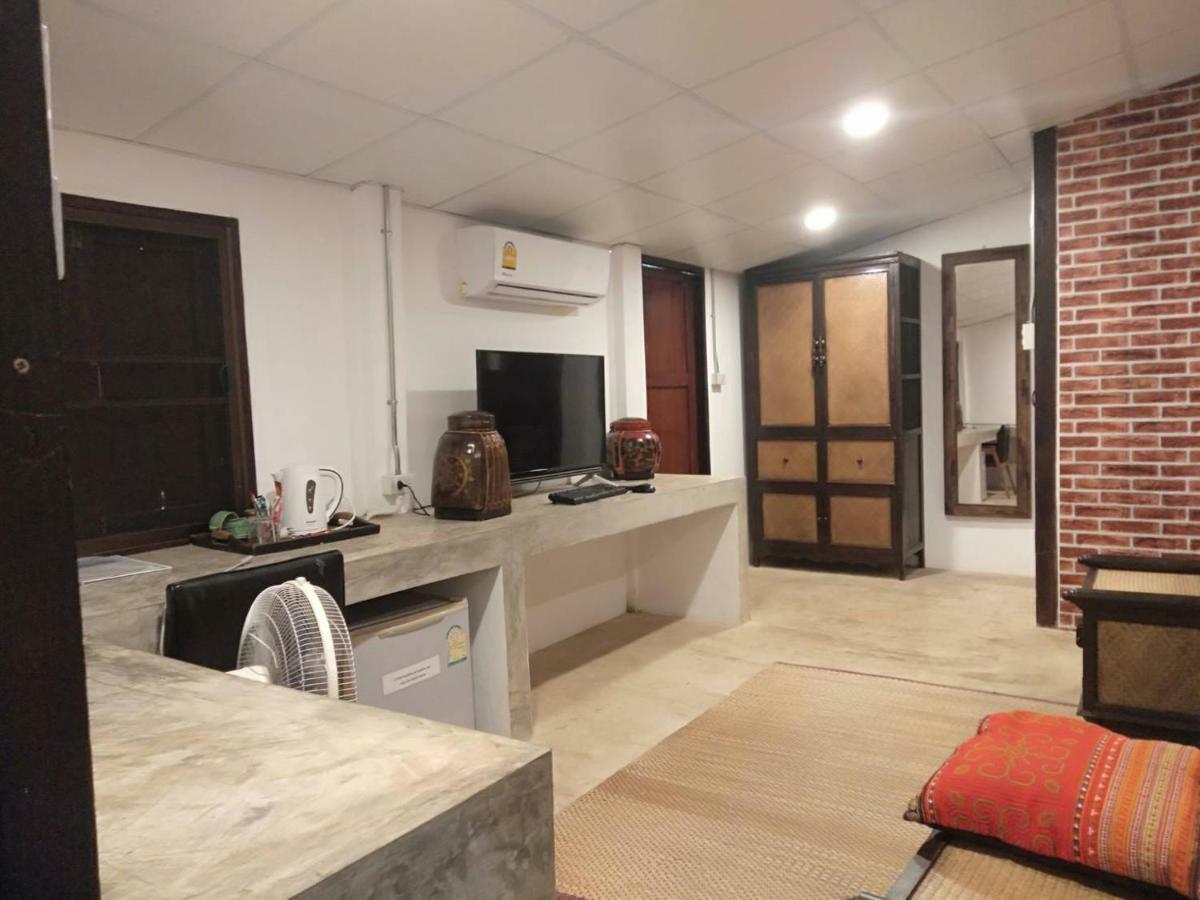 Baan Khun Krub Hotel Chiang Mai Ngoại thất bức ảnh